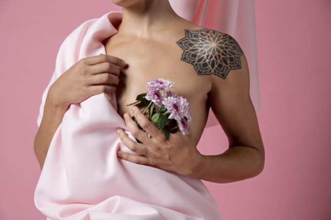 Breast Care Nurses sind eine wichtige Stütze in der Versorgung von Brustkrebs-Betroffenen Brustkrebs ist die am häufigsten diagnostizierte Krebsart www.barrierefrei-baeratung.at | foto freepik